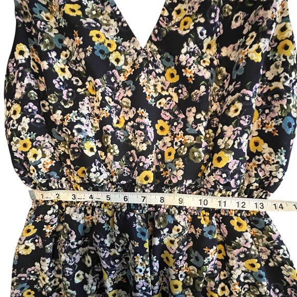 Cupcakes & Cashmere Navy Floral Shoulder Tie Meadow Romper Romantic Feminine - Picture 12 of 15